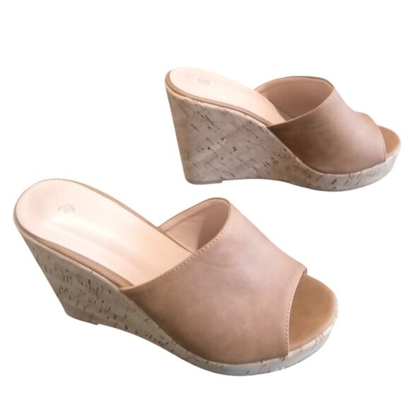 Gloryinterest Size 5.5 Platform Sandals Mules Slipper Style Tan 4.3” Wedges - Picture 5 of 7